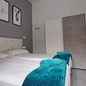 https://apartamento-la-loperana.es-andalucia.com